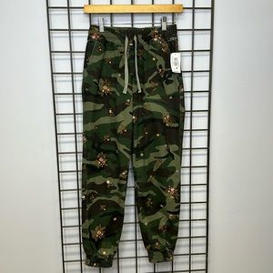 driftwood jogger/ camo/ XS